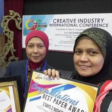 Two UUM Lecturers Are Recipients Of Best Paper Award